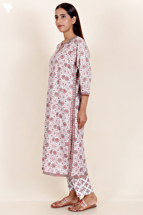 Bizzy Lizzy Kurta And Pant Set With Chiffon Dupatta In Block Print